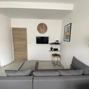 Apartamento Superbe Petite Lumineux Bien Décoré Avec Netflix Gratuit Charleroi